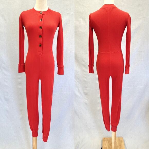 Everlane waffle knit henley onesie button up jumpsuit in currant size XXS - Picture 16 of 16